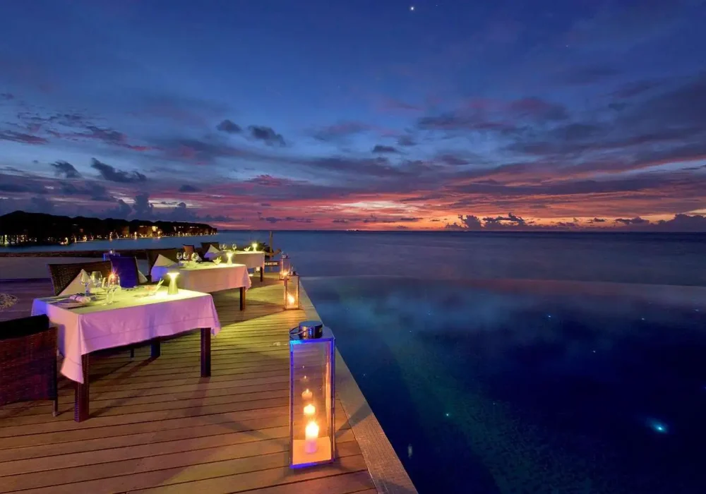 Lily_Beach_LesTurquoiseDAqua_1