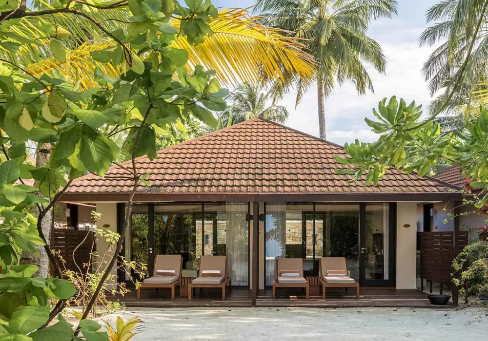 family-beach-villa_1600x900